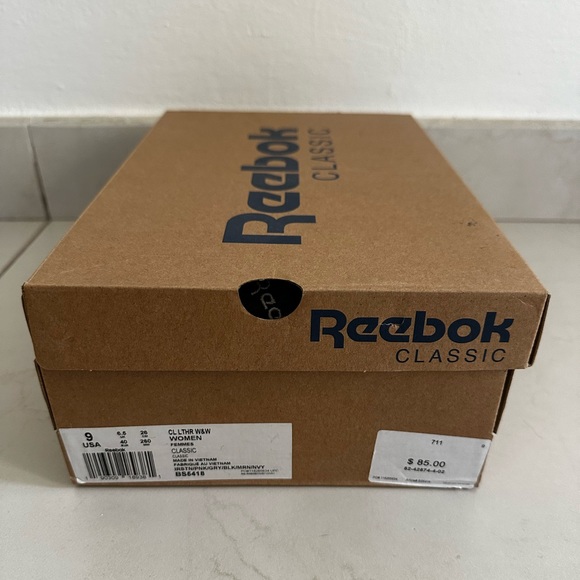 Brand New Reebok Classic Leather W&W Green and Pink Sneakers - Picture 2 of 4